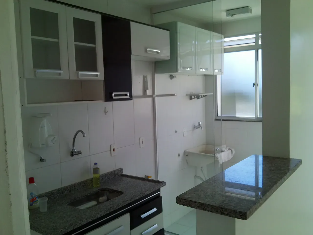 Unfurnished apartment with 2 bedrooms and 1 bathroom — photo 12