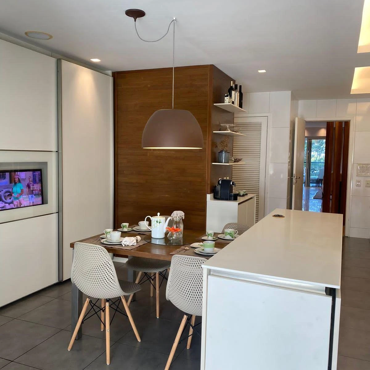 Apartamento mobiliado 420 m² com 4 suítes e varanda envidraçada — photo 12