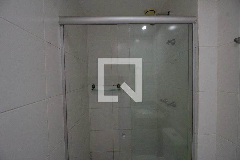 Apartamento mobiliado com 3 quartos e 93 m² — photo 40