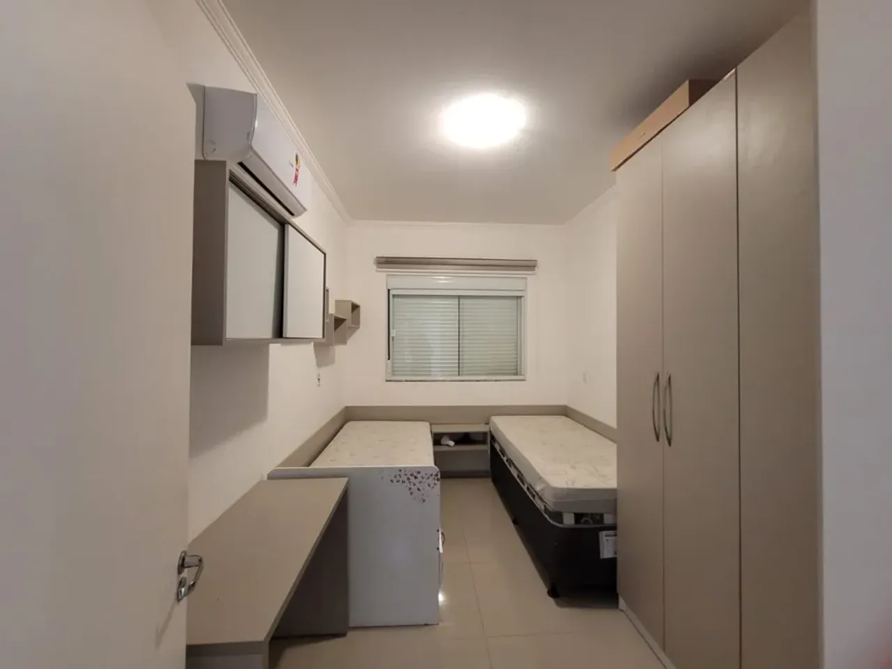 Apartamento mobiliado com 2 quartos e varanda — photo 7