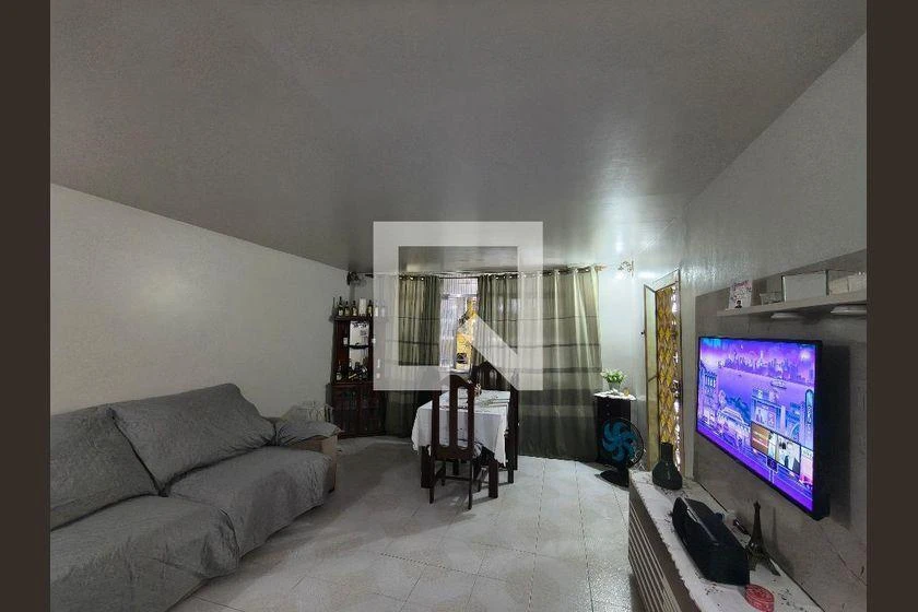Furnished 240 m² house with 5 bedrooms and 5 bathrooms — photo 10