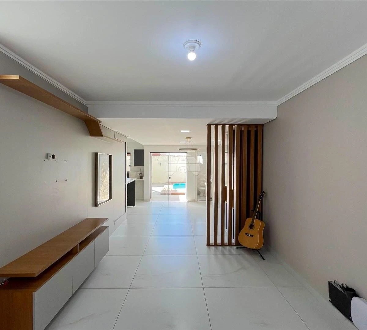3-bedroom house with a grill on the balcony in Curitiba — photo 10