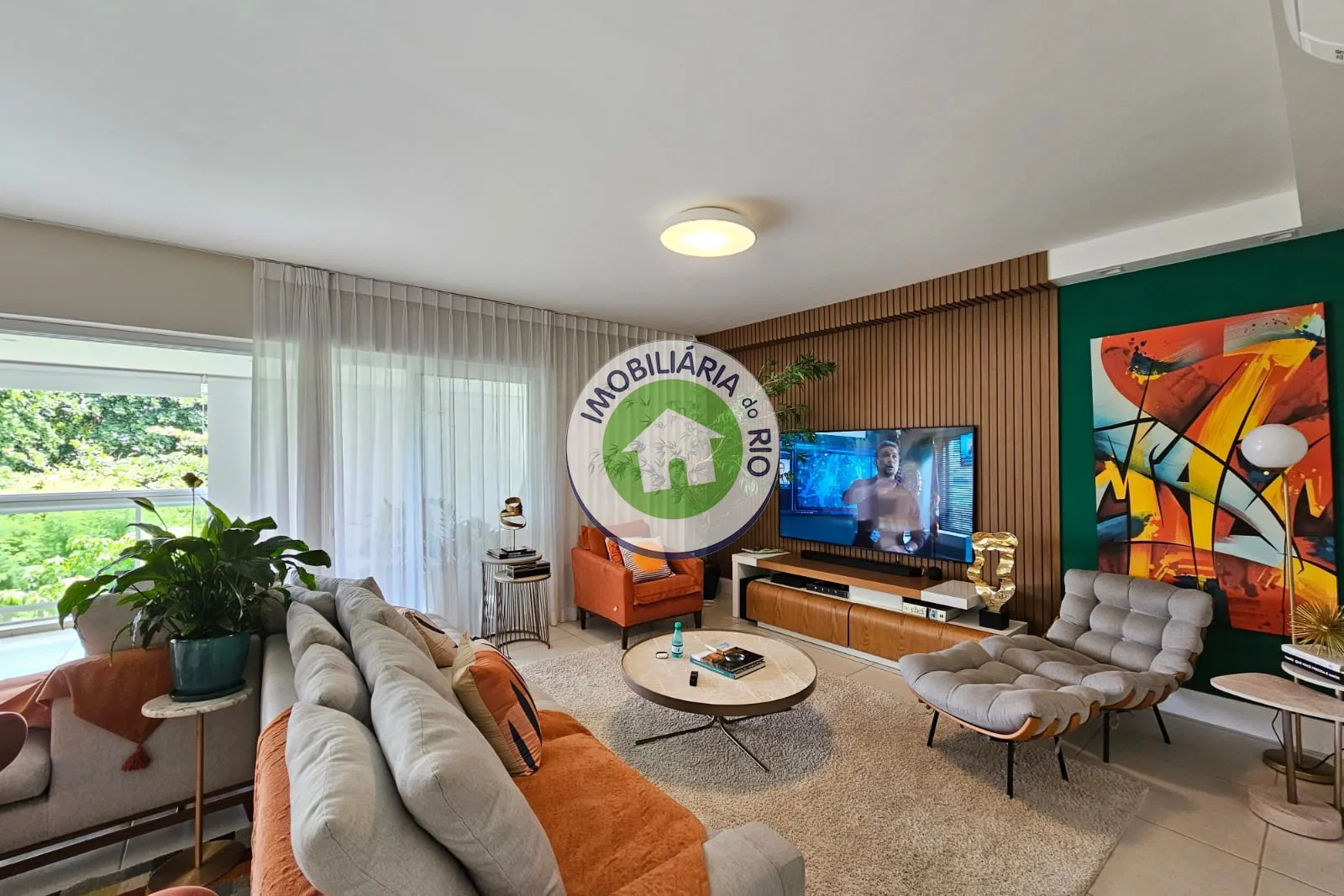 Furnished apartment with 4 bedrooms and 5 bathrooms — photo 4