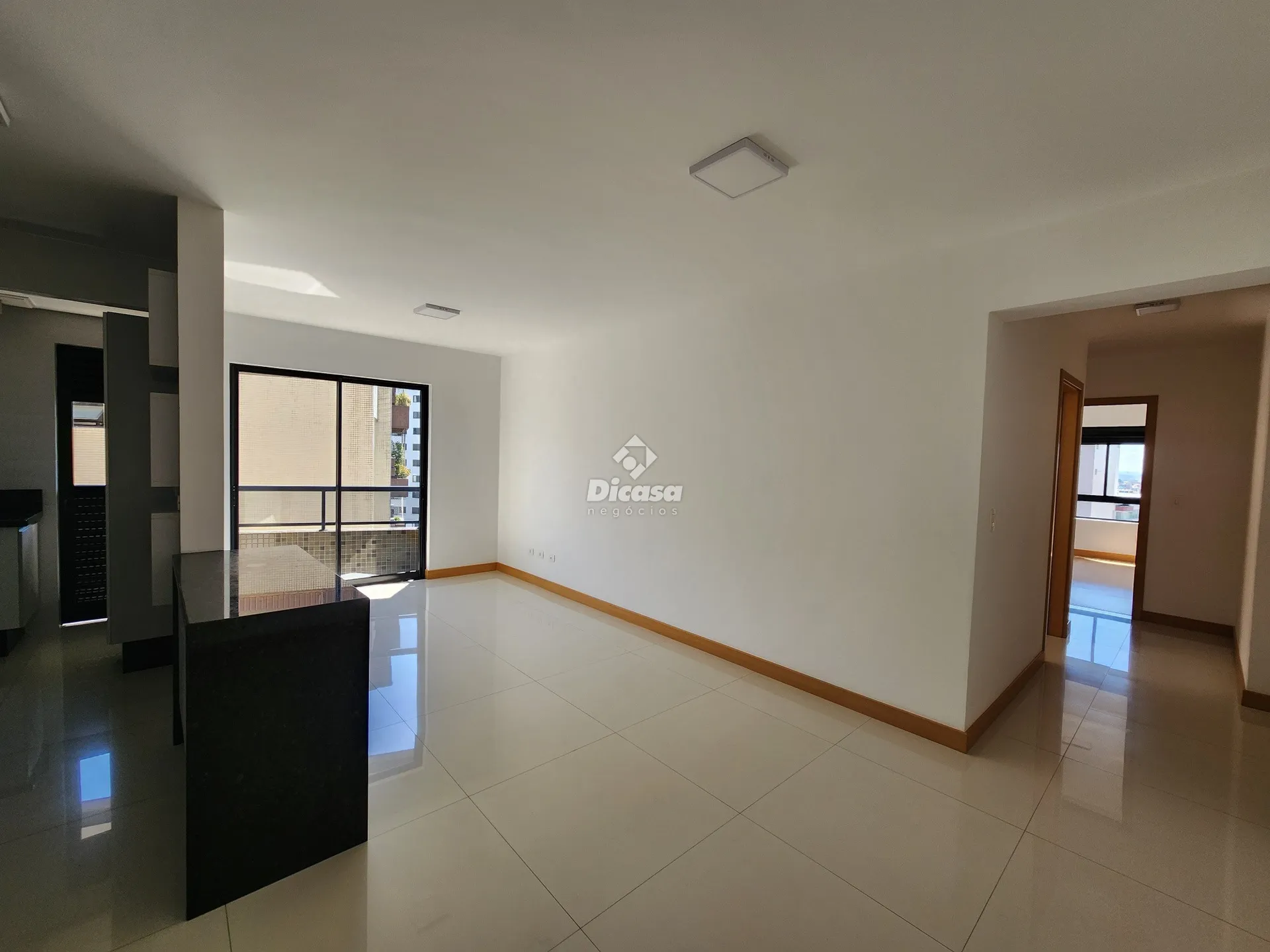 Unfurnished 2-bedroom apartment with 2 bathrooms — photo 25