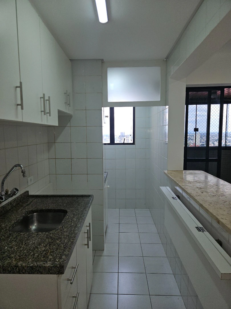 Apartamento de 1 quarto com varanda envidraçada, Centro — photo 4