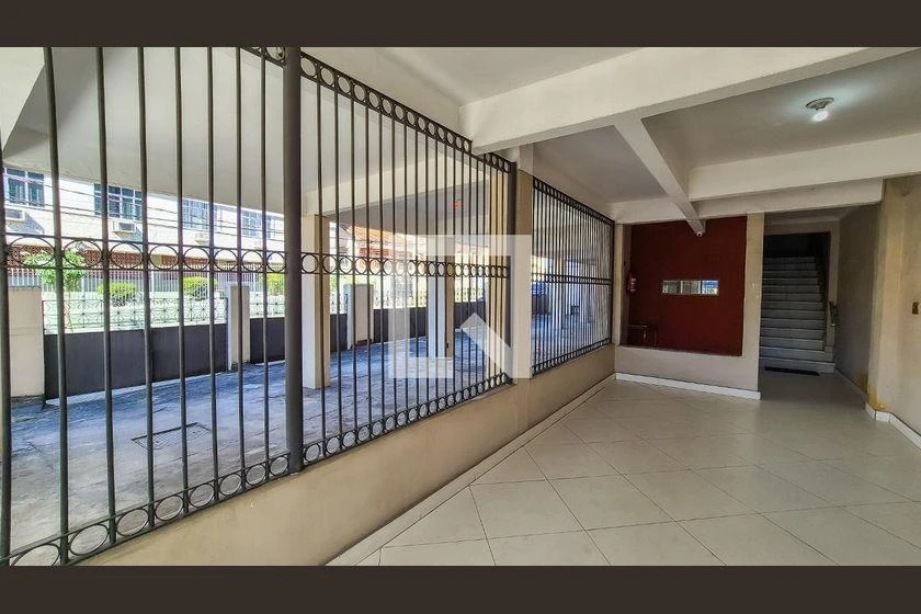 Apartamento de 2 quartos com 1 vaga e vista urbana — photo 44