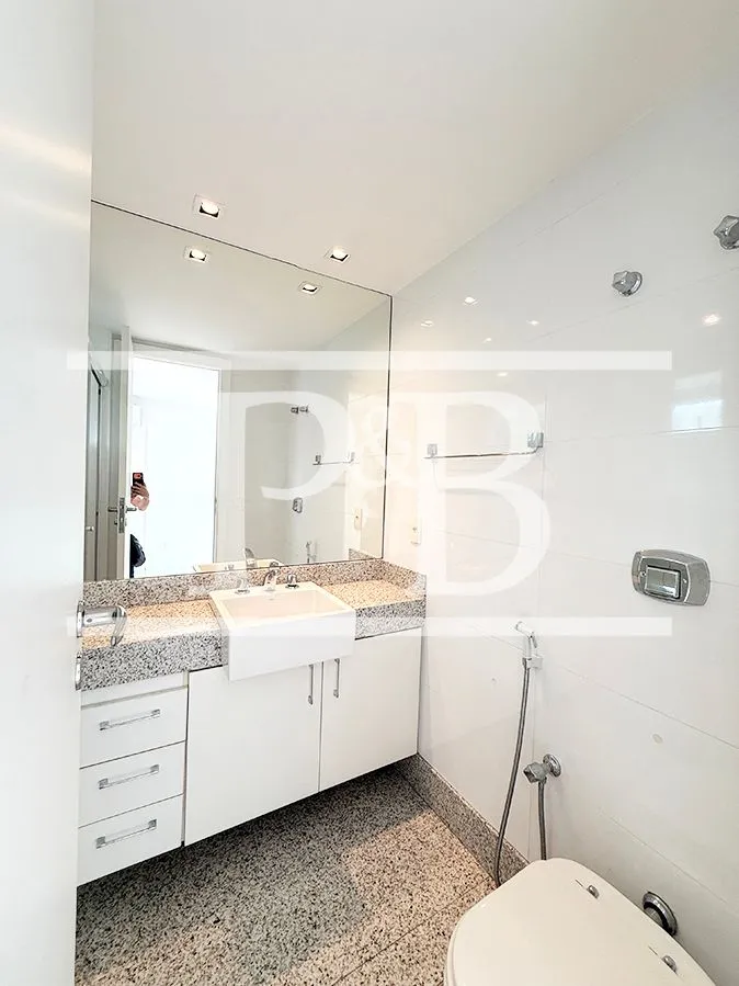 4-bedroom apartment, all with their own bathrooms, 289 m² — photo 29