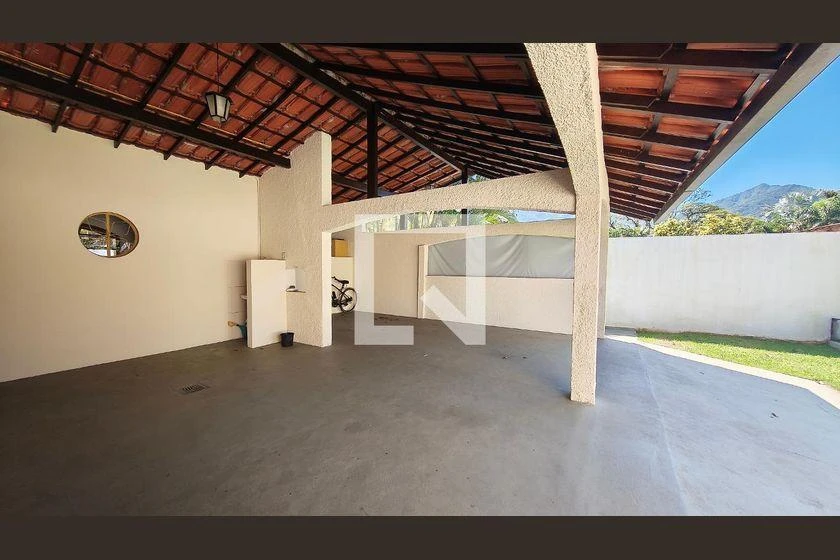 Casa com 4 quartos e 341 m², 3 suítes — photo 11