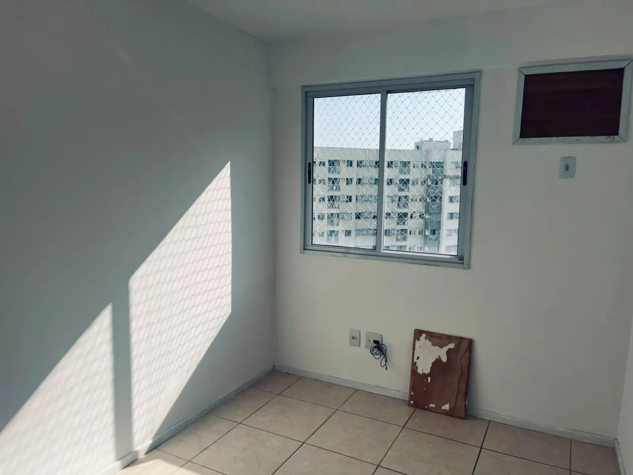 Unfurnished 2-bedroom apartment with 2 bathrooms — photo 9