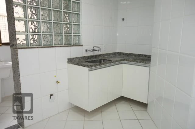 Apartamento de 2 quartos com cozinha independente e varanda — photo 21