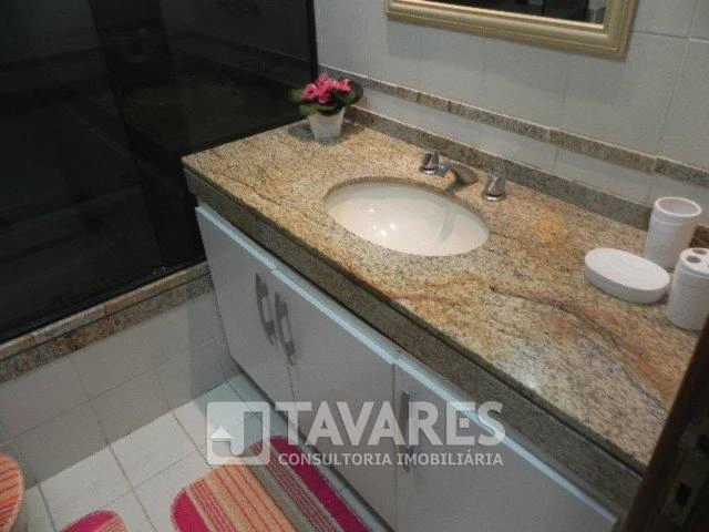 Apartamento de 70 m² com máquina de lavar e banheira — photo 4