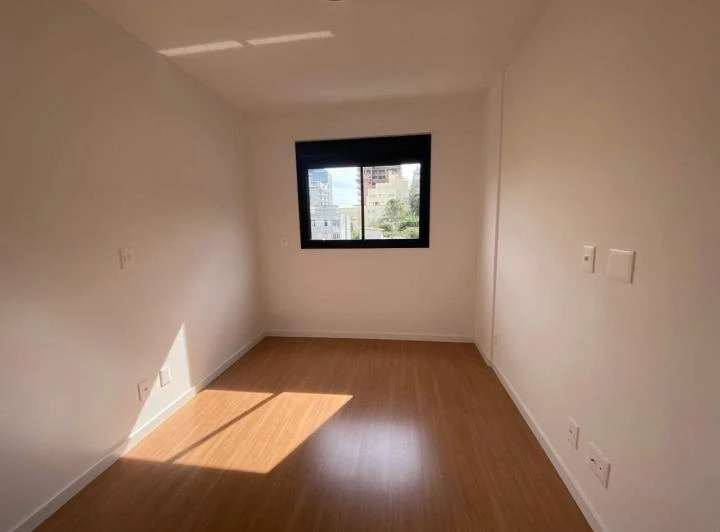Apartamento de 2 dormitorios con cocina abierta a gas (152 m²) — photo 2