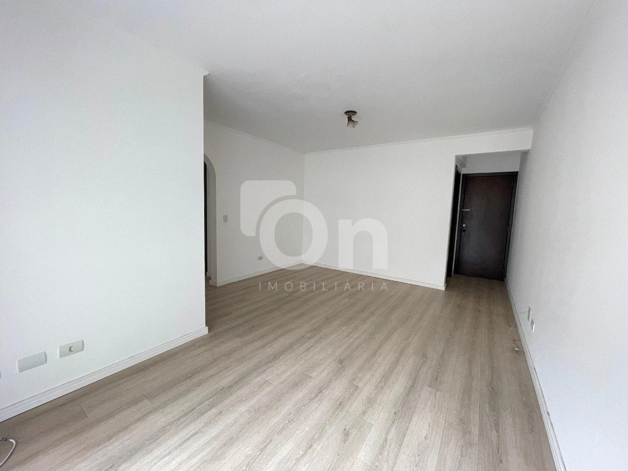 Apartment, 80 m², with wood or laminate floors — photo 16