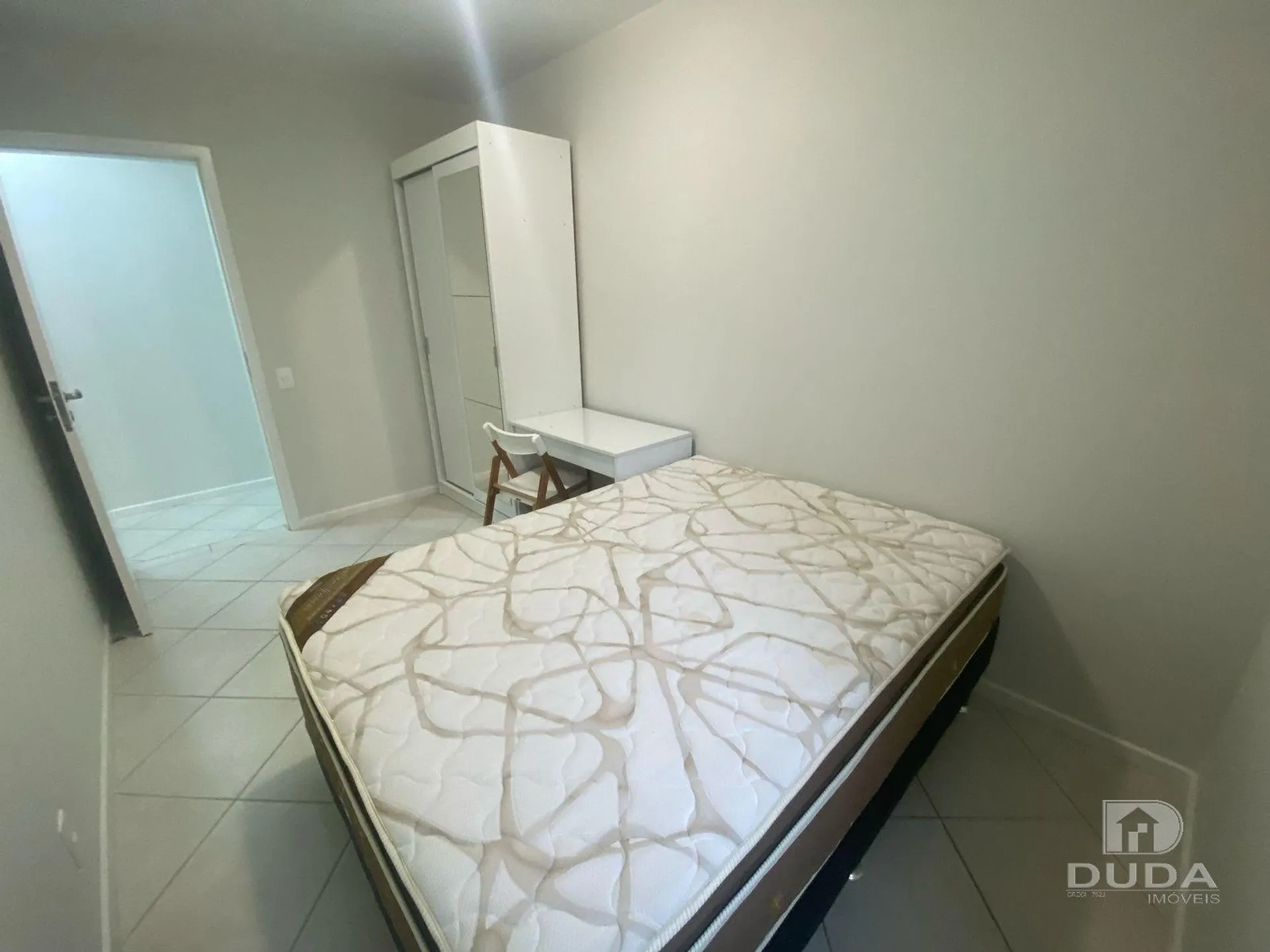 3-bedroom apartment with a home office — photo 3