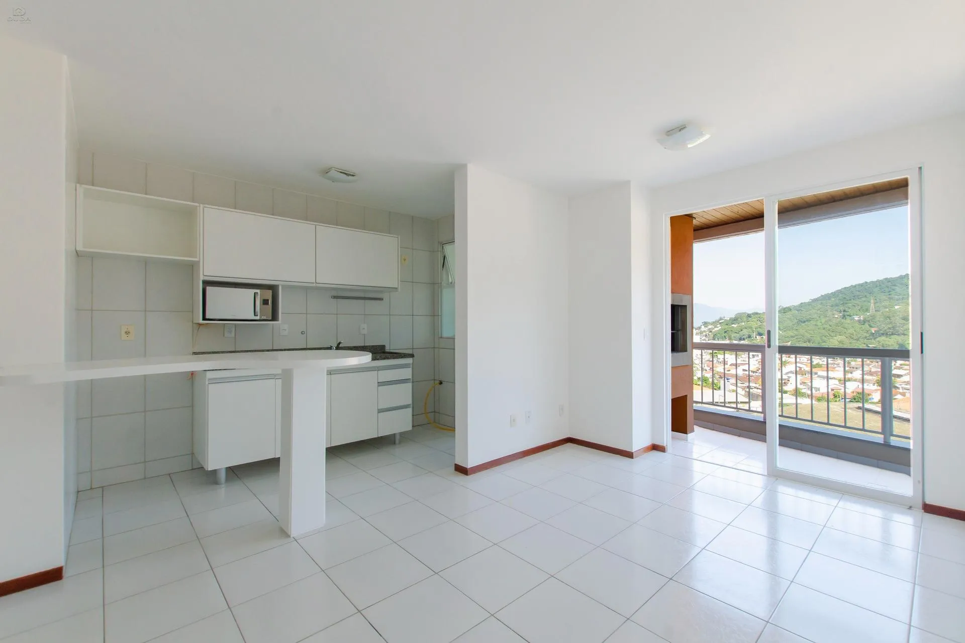 Mountain view in a 2-bedroom apartment, 65 m² — photo 11