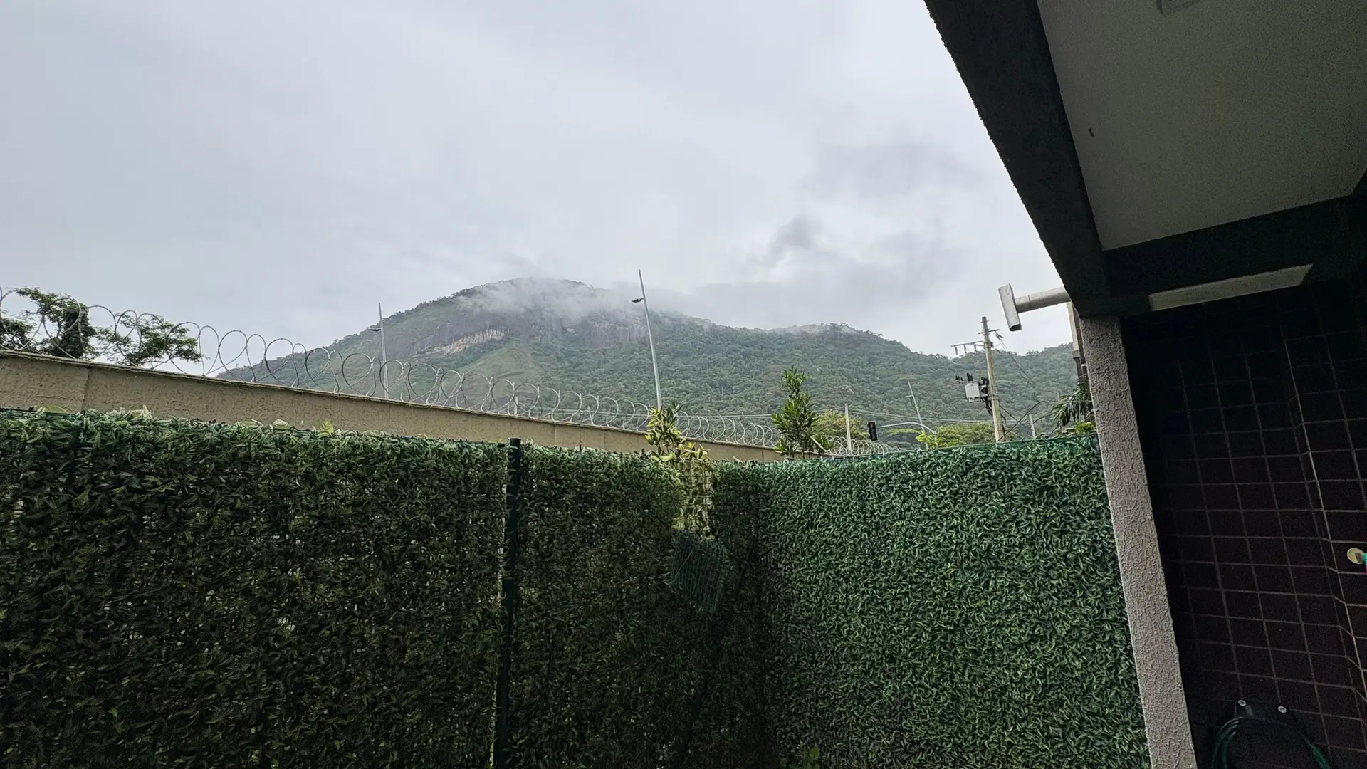 Vista a la montaña y 2 dormitorios: departamento de 75 m² — photo 39
