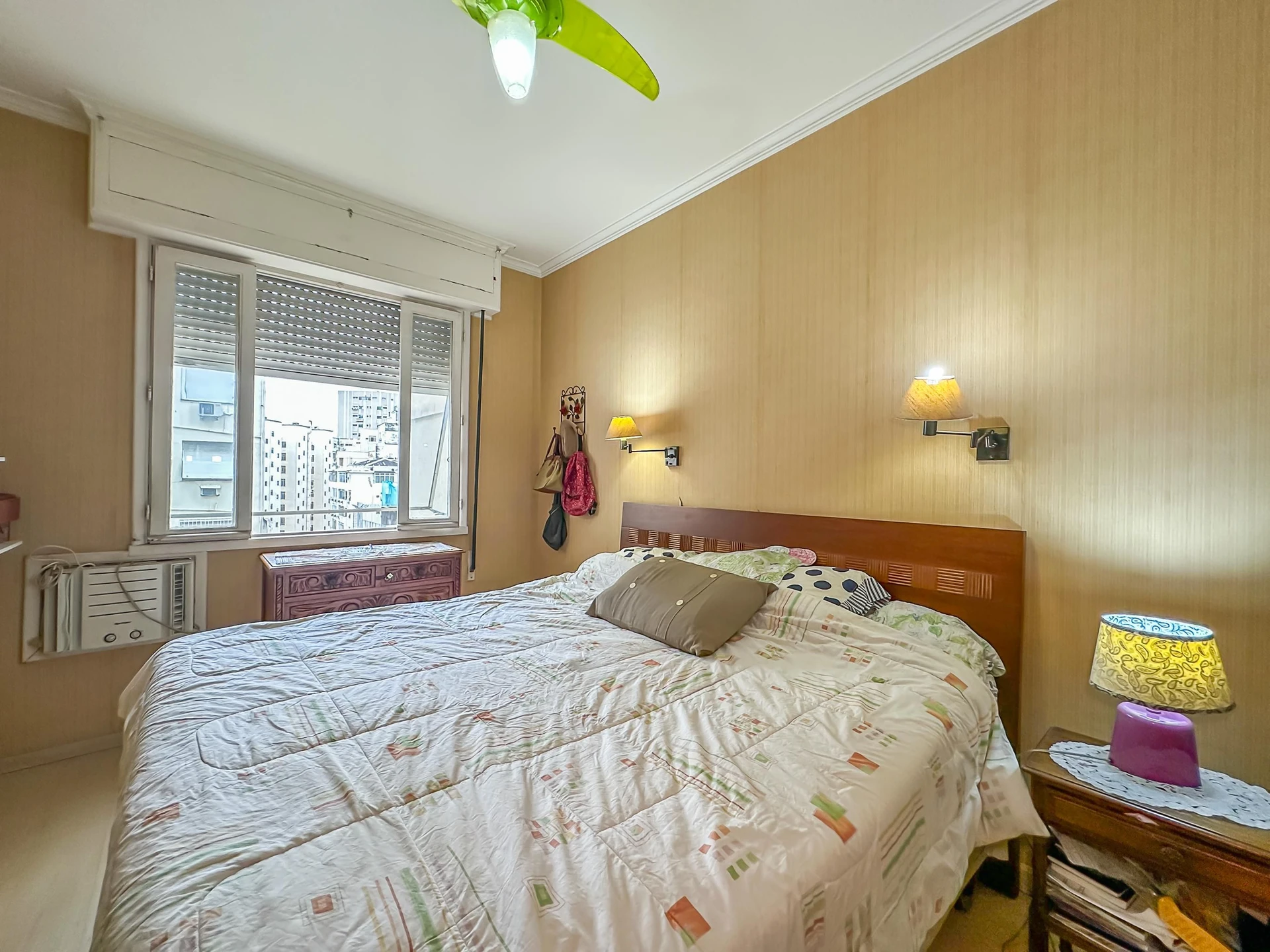 Ванна та 4 спальні: квартира 206 м² — photo 26