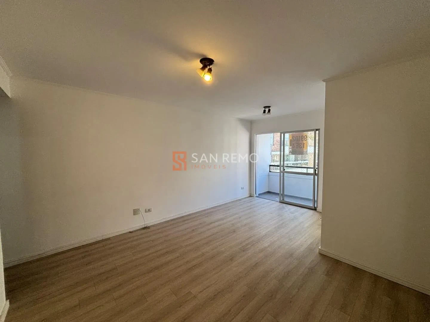 Apartment, 84 m², with wood or laminate floors — photo 6
