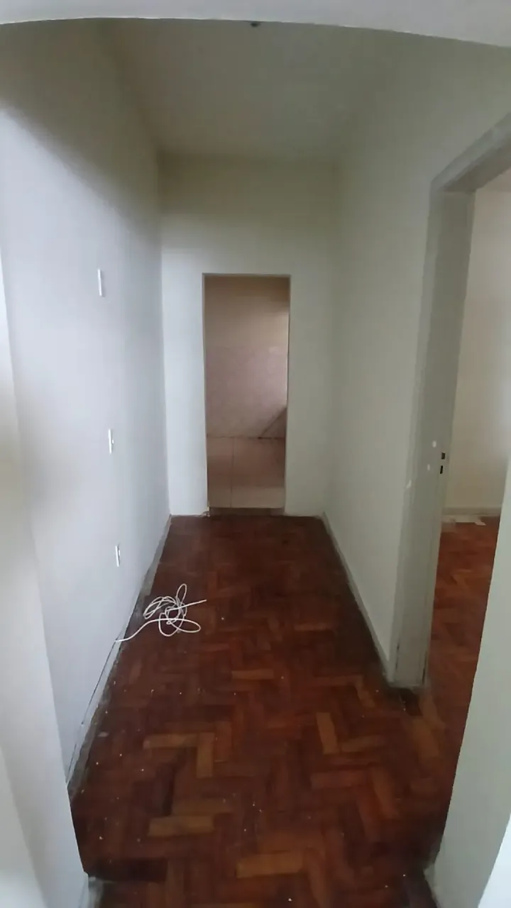 Unfurnished 2-bedroom house with gas stove and parking — photo 16