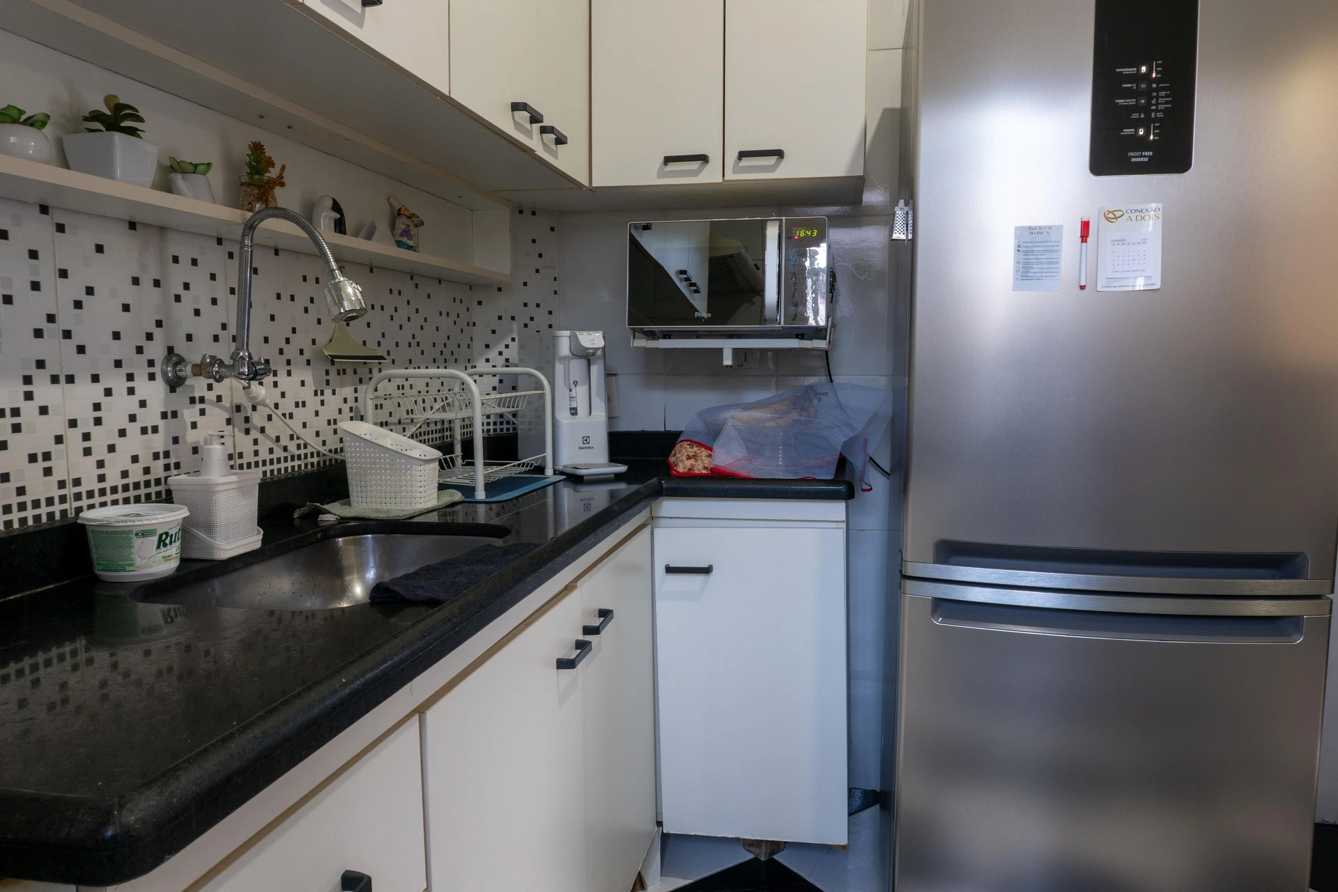 Furnished 3-bedroom apartment with 2 bathrooms — photo 10