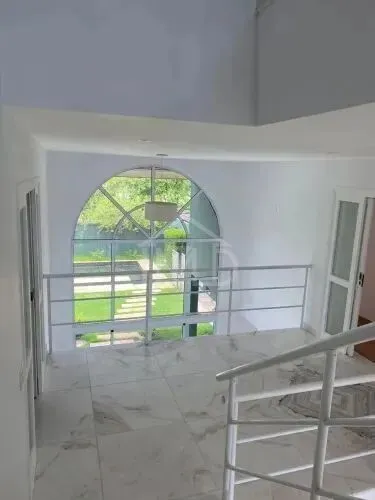 House with 4 bedrooms and 5 bathrooms, closed kitchen — photo 10