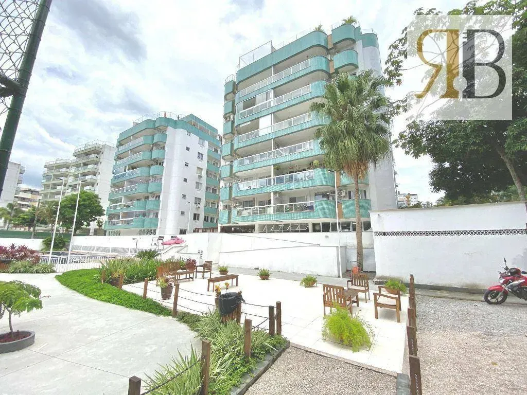 Рабочее место и 4 спальни: квартира 252 м² — photo 66