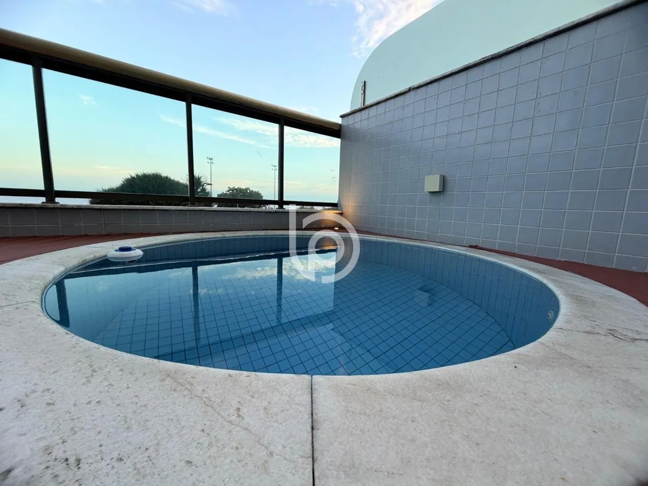Furnished 2-bedroom apartment with 2 bathrooms and balcony — photo 13