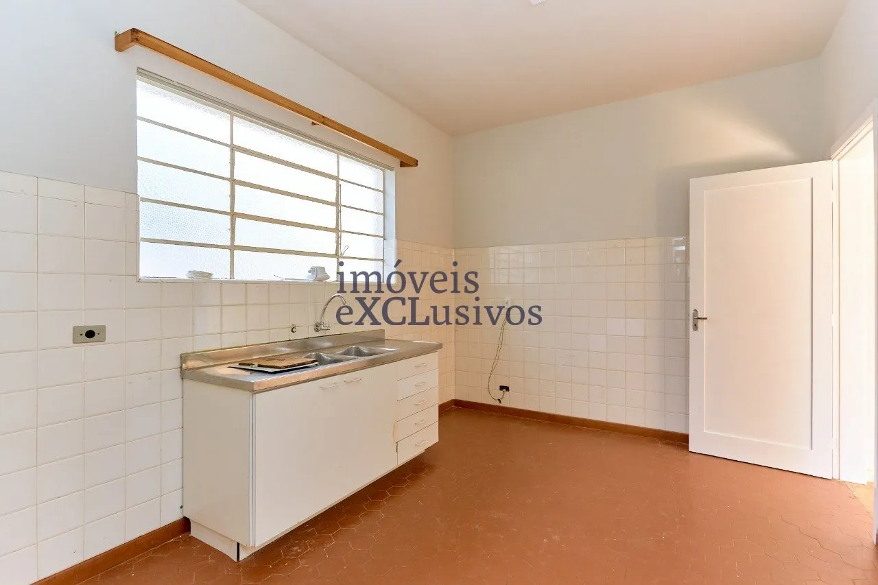 4 quartos e banheira: casa de 187 m² — photo 8