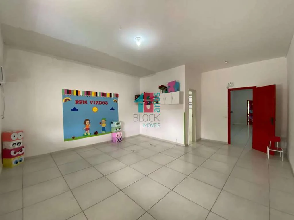 Casa duplex com 4 suítes e 6 banheiros, 450 m² — photo 16