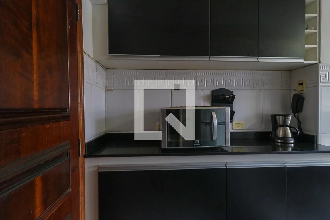 Furnished apartment with 3 bedrooms and balcony BBQ — photo 36