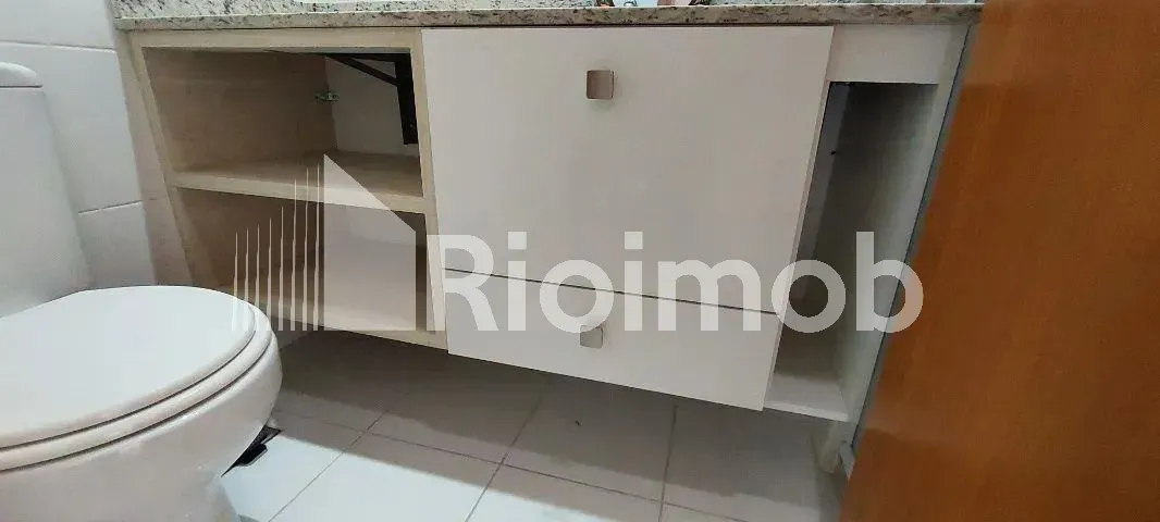Apartment with 2 bedrooms, 1 suite and balcony — photo 15