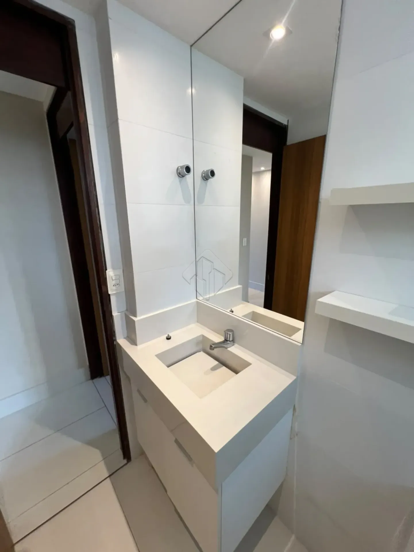 3-bedroom apartment with a home office in João Pessoa — photo 15