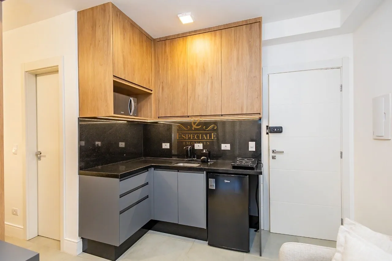 Furnished 1-bedroom apartment of 32 m² with balcony — photo 6