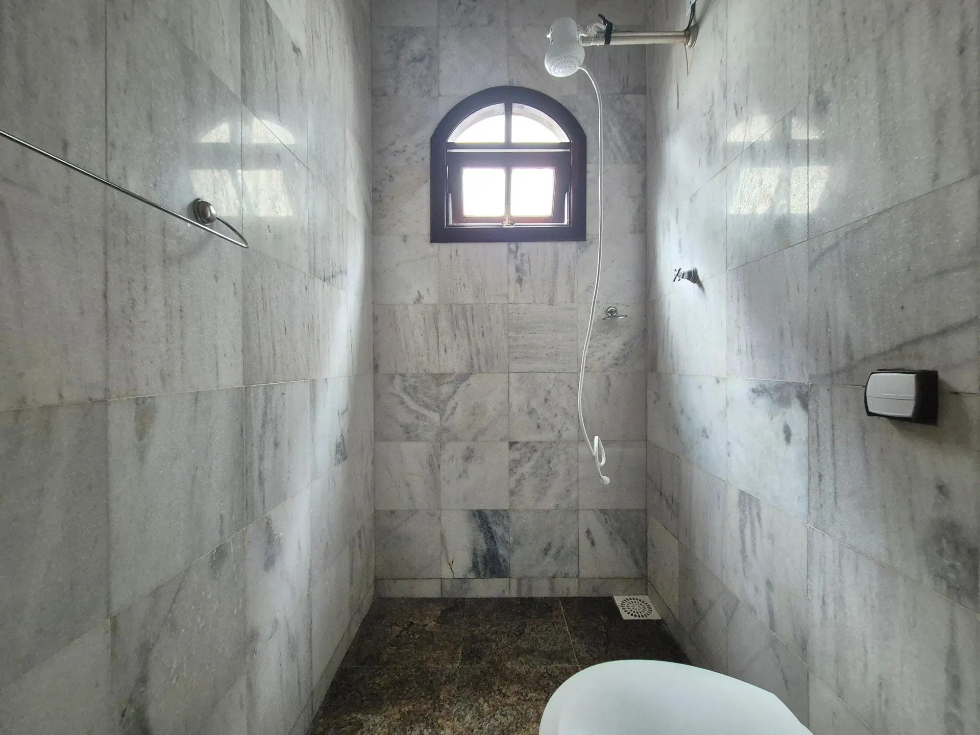 Дом 100 м² с рабочим местом и садом — photo 39