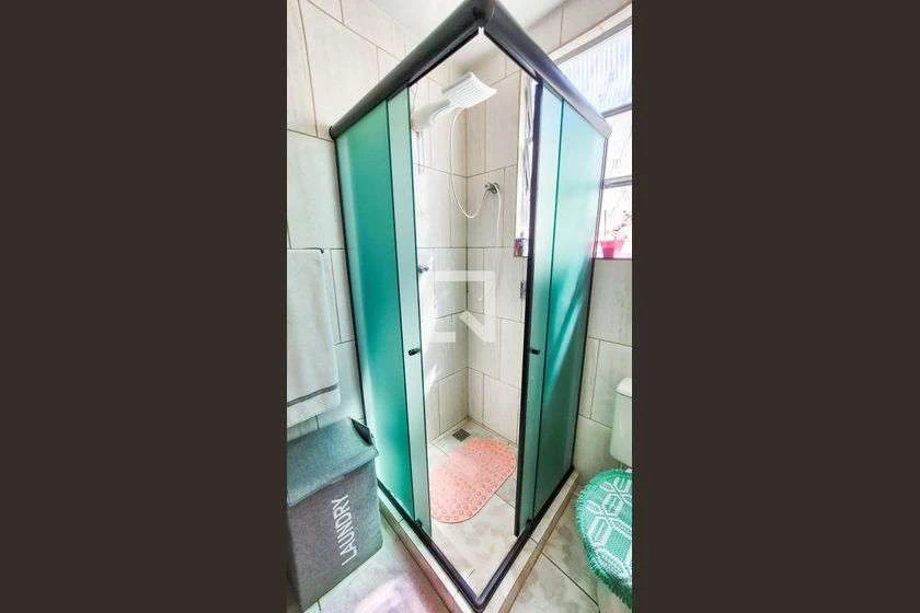Casa com 4 quartos e 4 banheiros para alugar — photo 30
