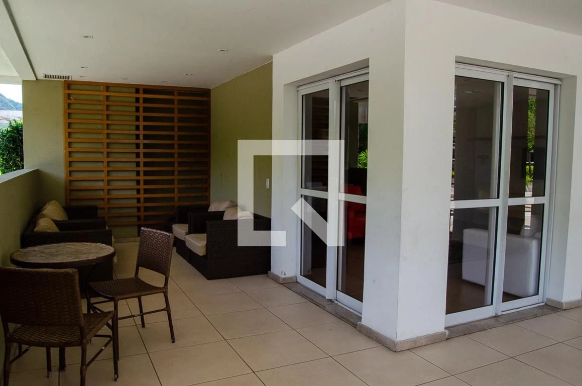 Furnished apartment, 84 m², with a grill on the balcony — photo 47