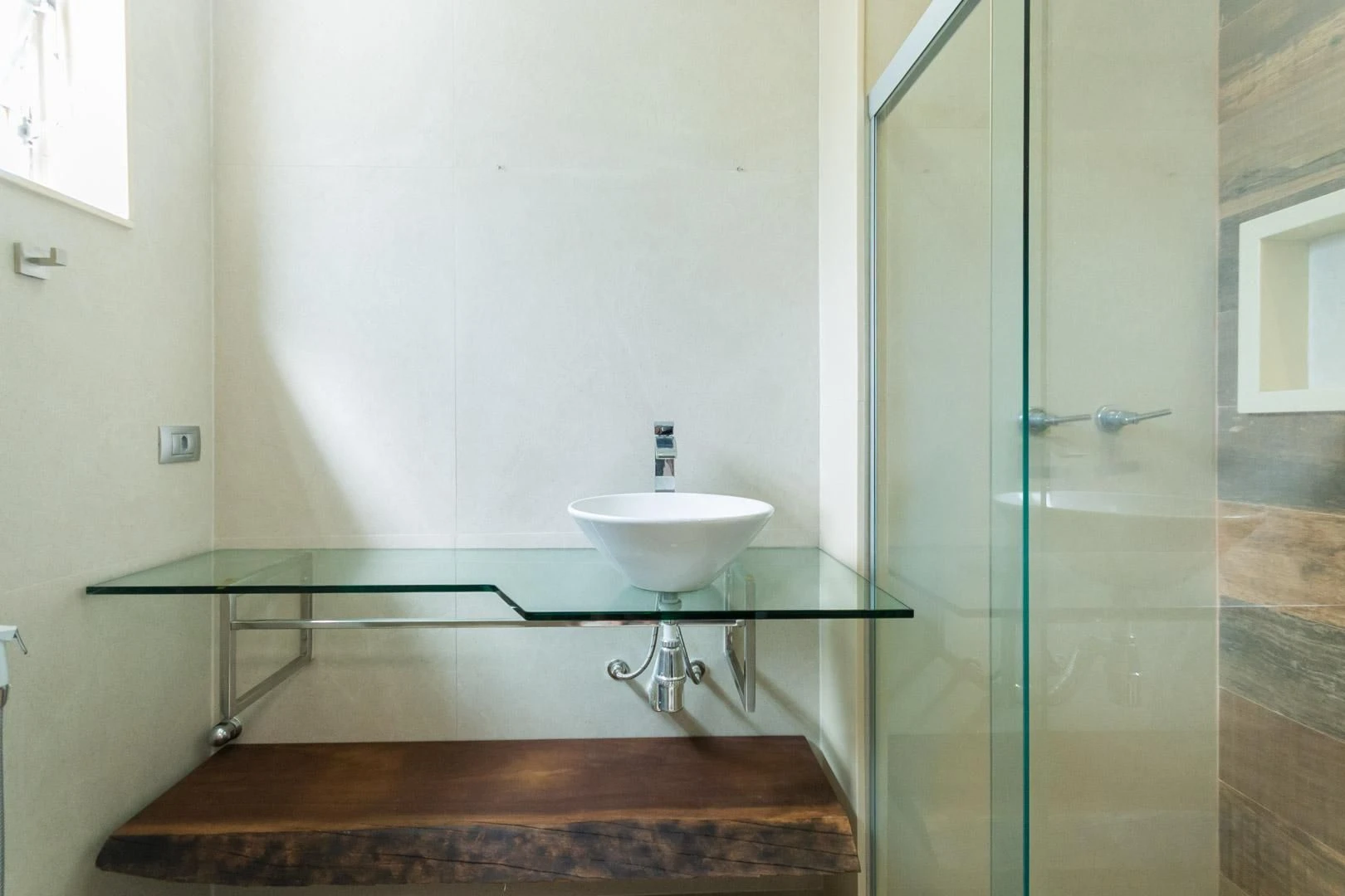Робоче місце та 2 спальні: квартира 61 м² — photo 26