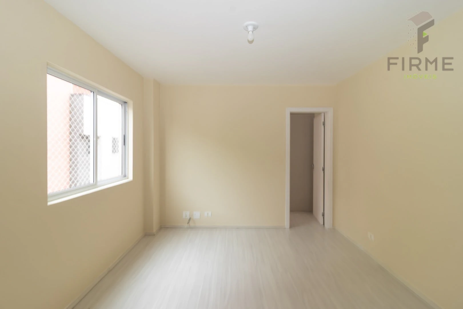 One-bedroom, 32 m² apartment in Curitiba — photo 5