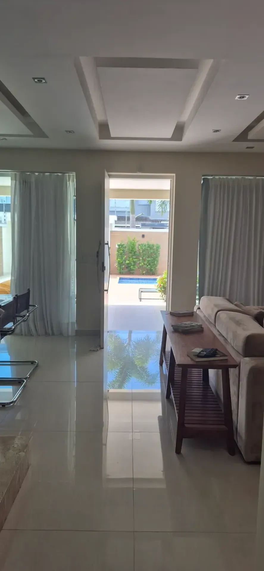 Furnished triplex house with 5 bedrooms and 300 m² — photo 23