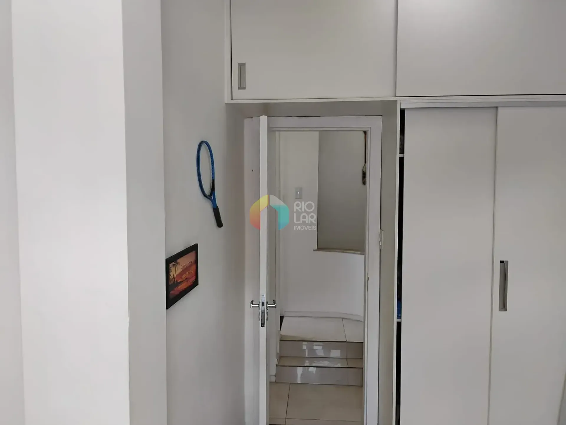 Furnished penthouse with 3 bedrooms and a balcony — photo 22