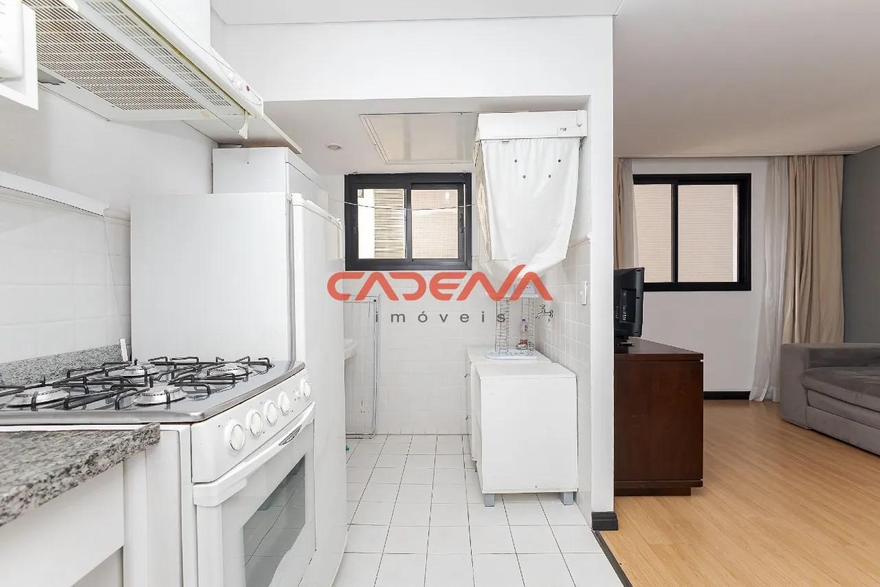 One-bedroom apartment with a washing machine — photo 8