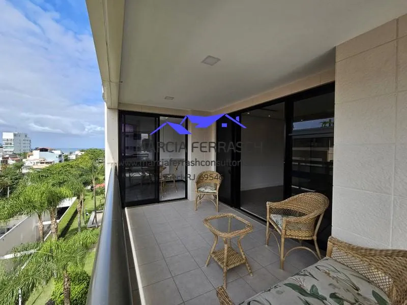 Apartamento com 3 quartos e cozinha integrada moderna — photo 4