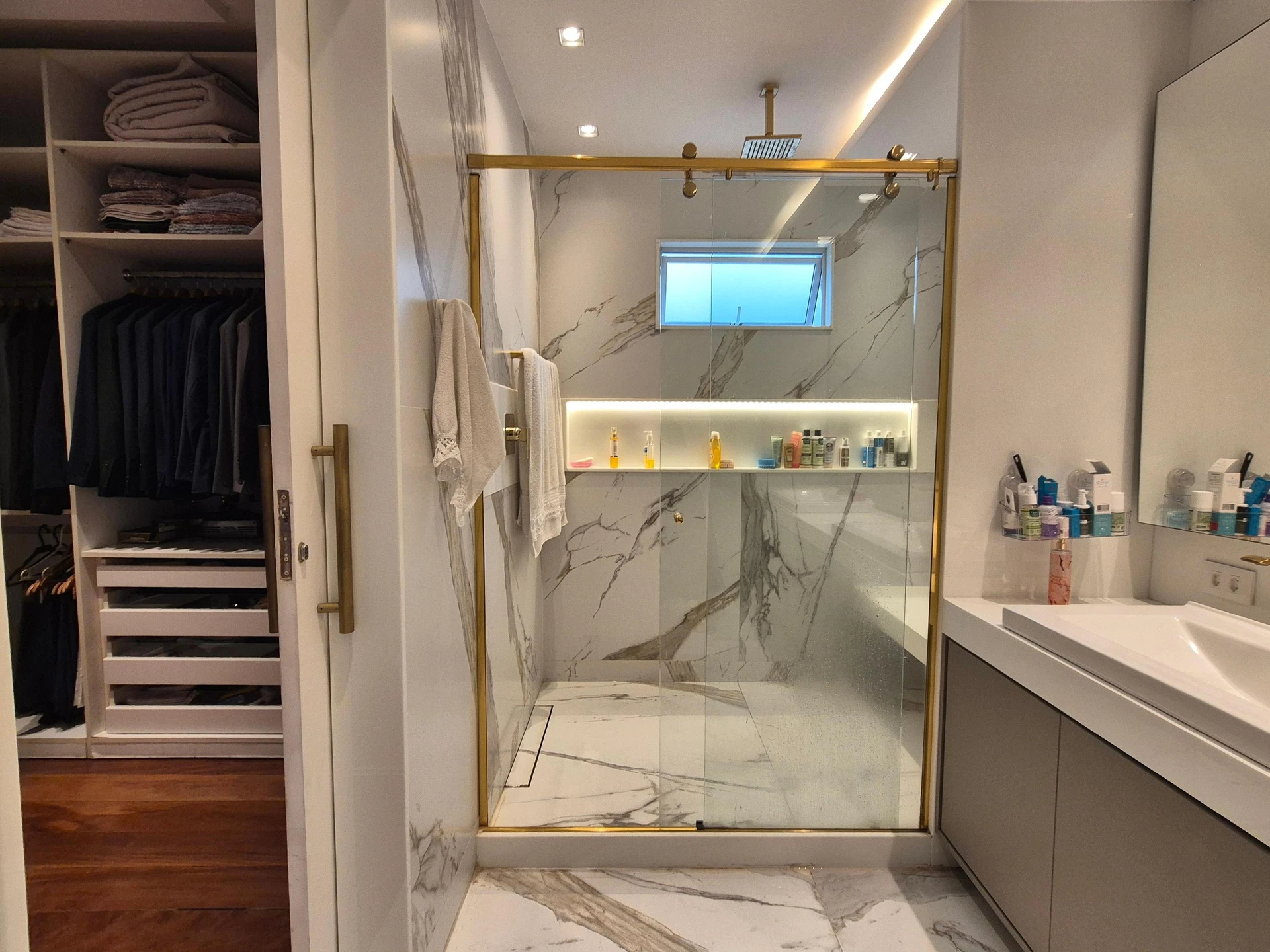 Casa de 373 m² com piscina privativa e lava-louças — photo 81