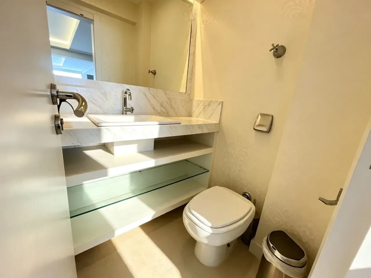 175 m² apartment with 3 bedrooms and en-suite — photo 6