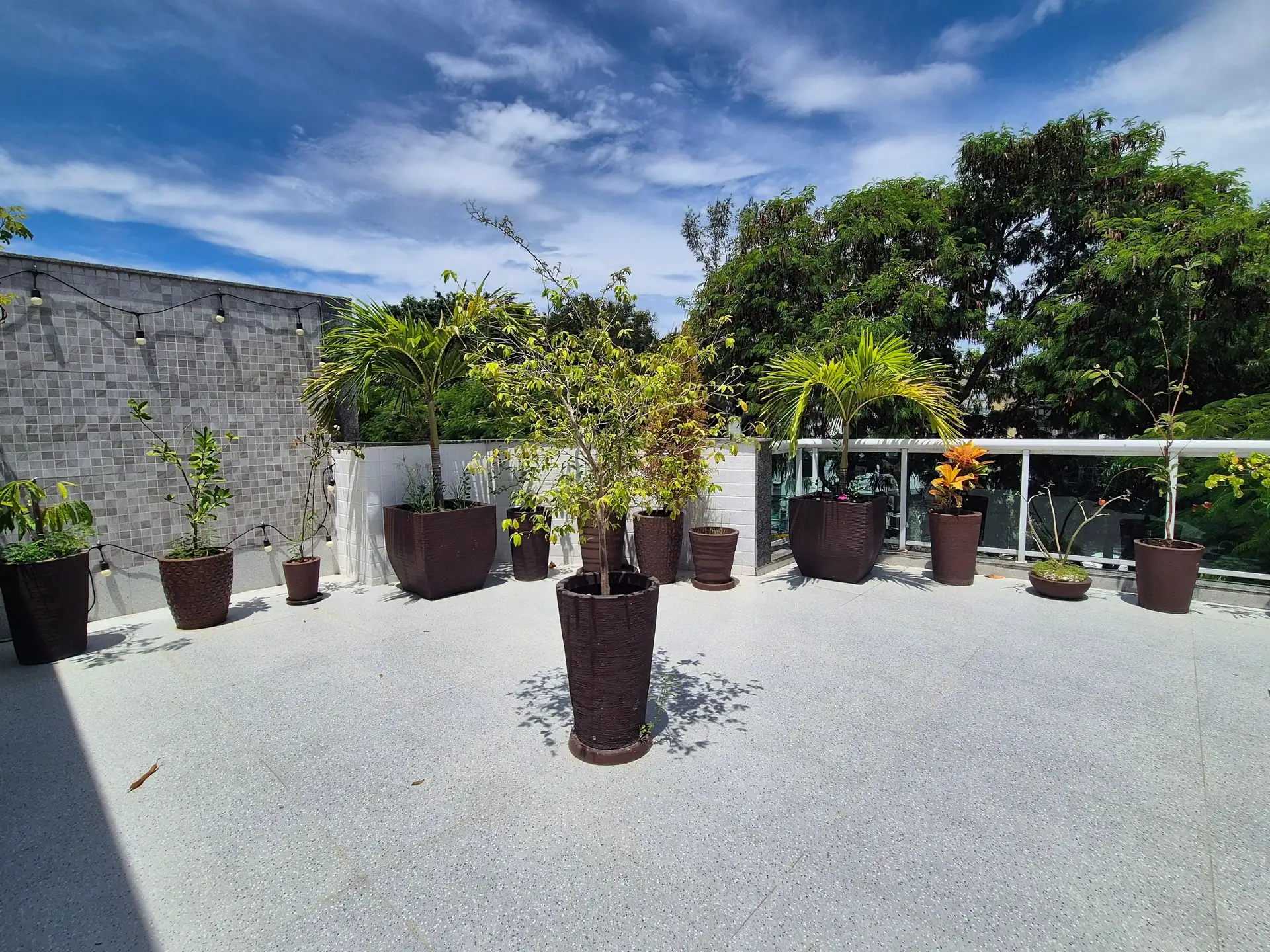 Apartamento mobiliado, 200 m², com varanda envidraçada — photo 4