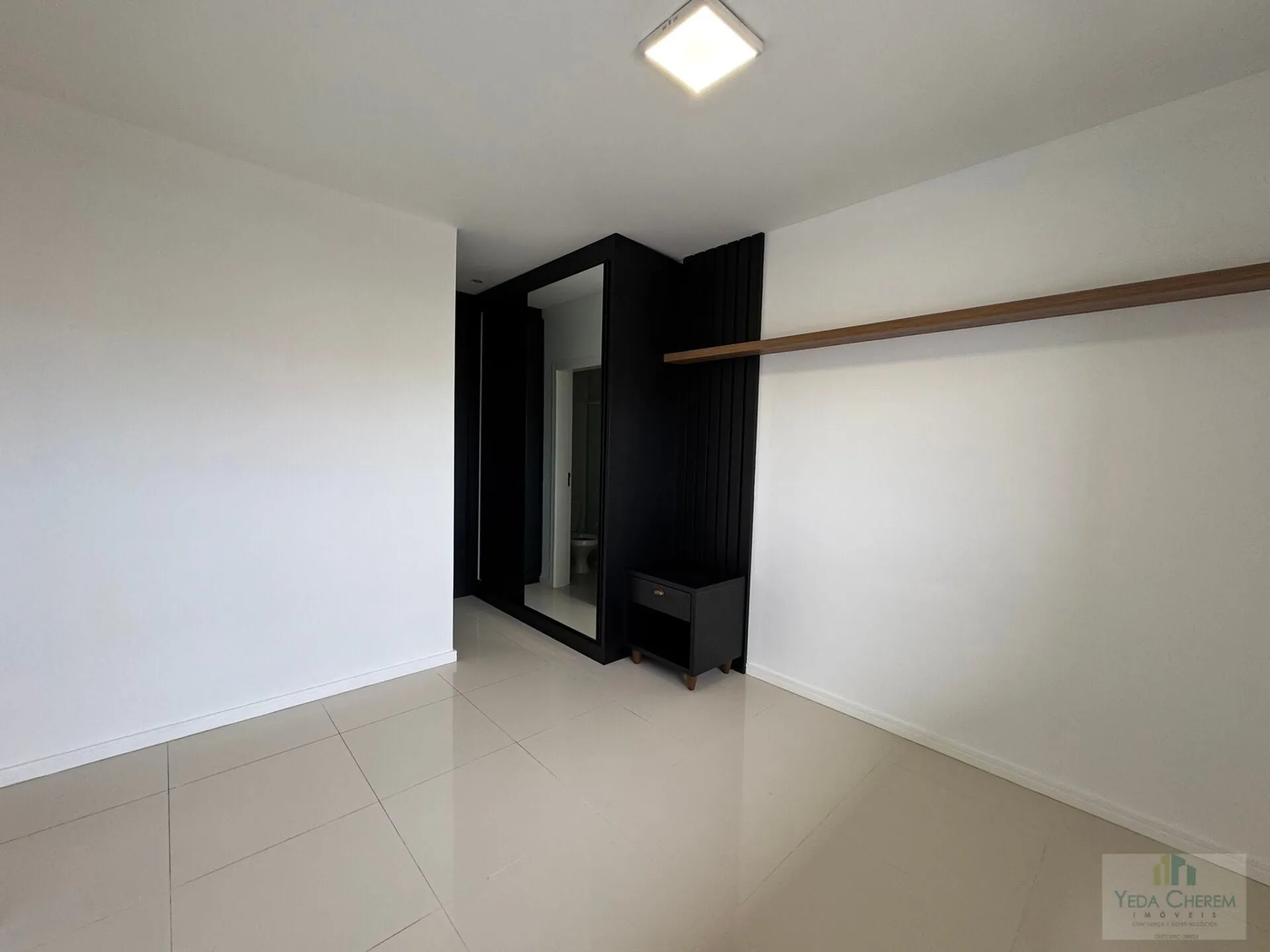 2-bedroom apartment with a grill on the balcony — photo 10