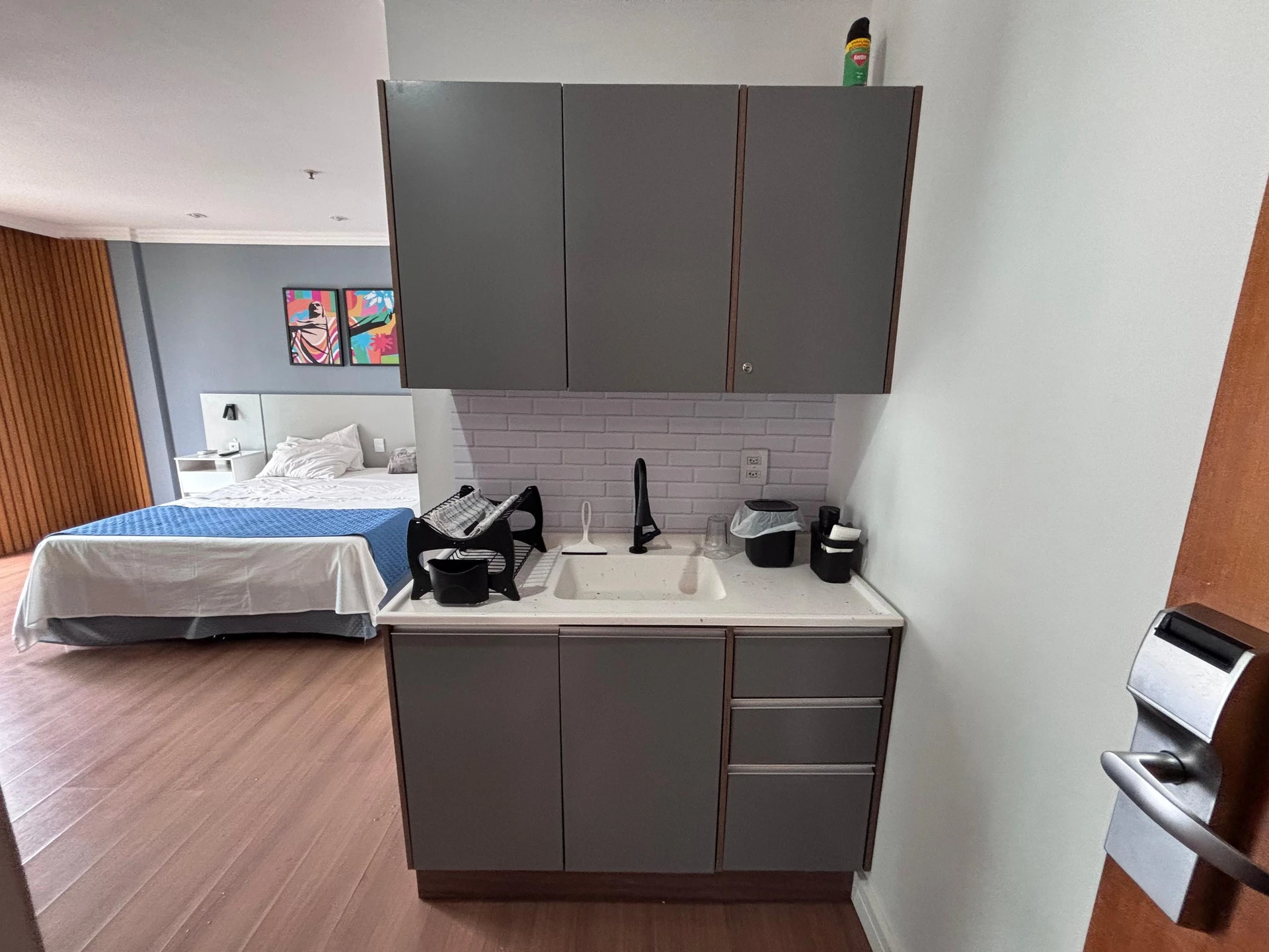 Kitnet com varanda, 1 quarto e 1 banheiro, sem vaga — photo 9