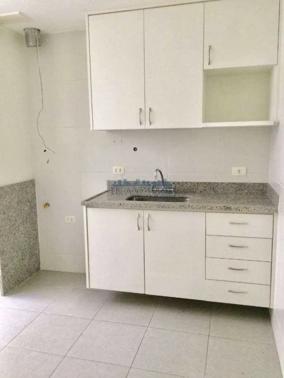Apartment with 3 bedrooms and a closed gas kitchen — photo 4