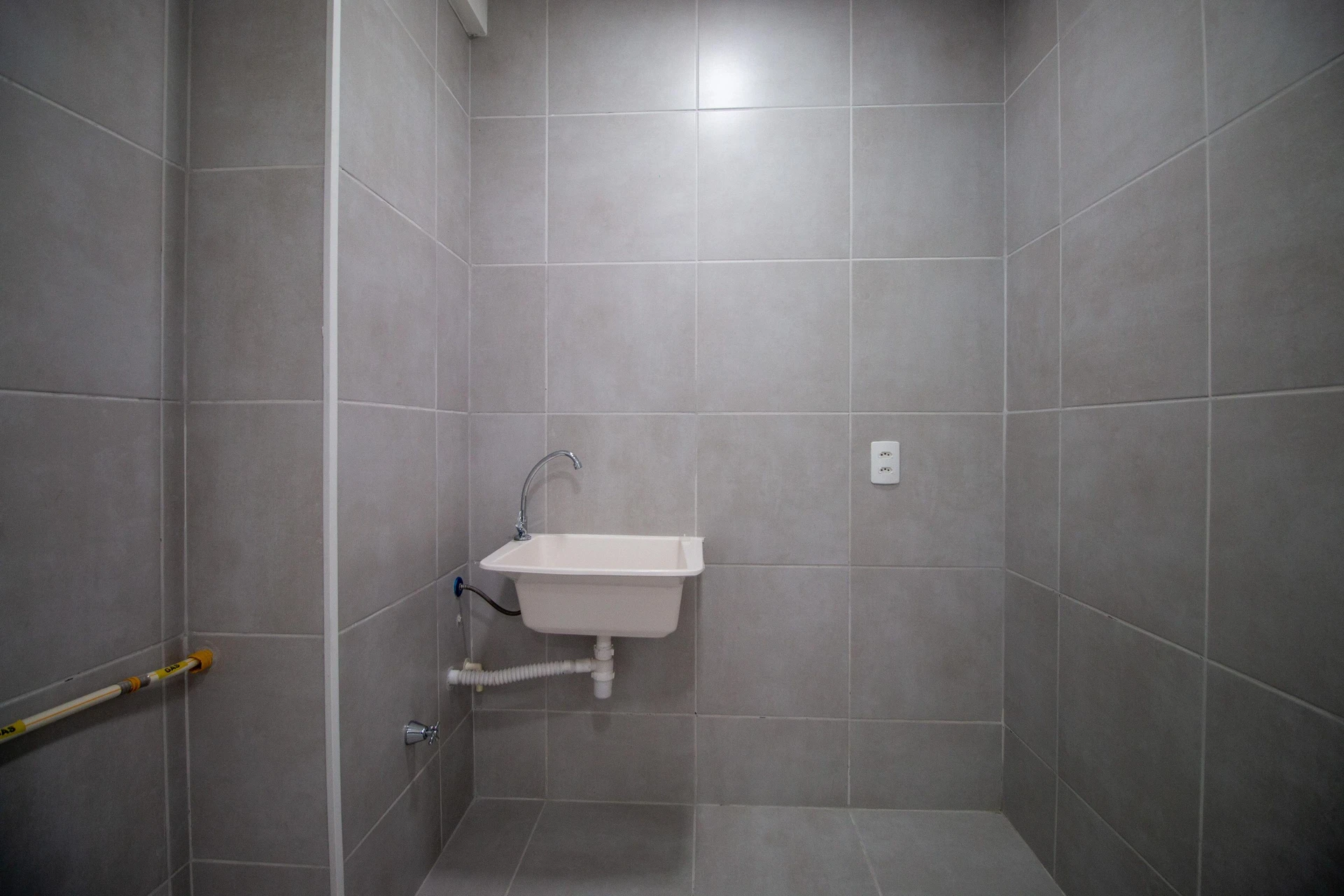 2-bedroom apartment in a building with a gym — photo 20