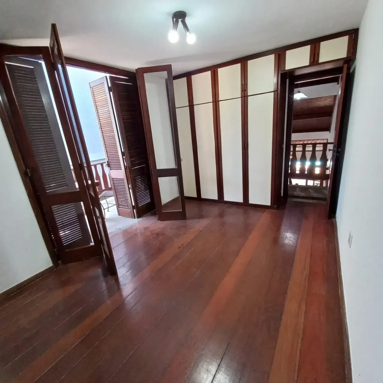 Casa en alquiler con 4 dormitorios y 5 baños — photo 2